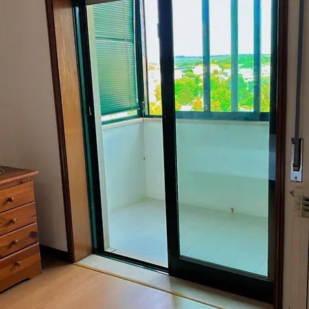 ホームステイ De Solteiro Com Varanda Centro De