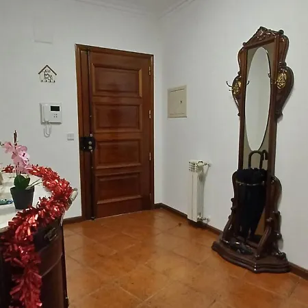 Privatunterkunft De Solteiro Com Varanda Centro De