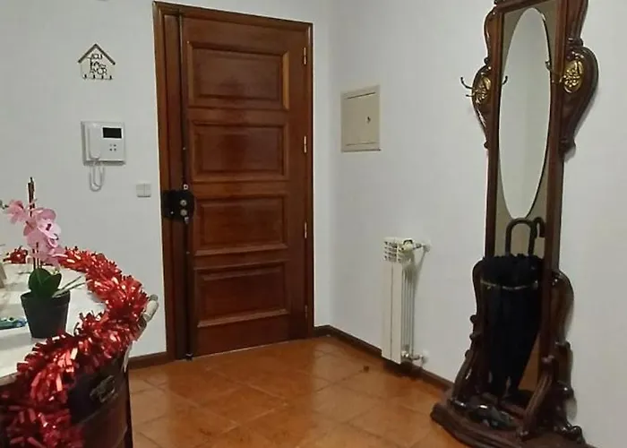 Quarto em Acomodações Particulares De Solteiro Com Varanda Centro De